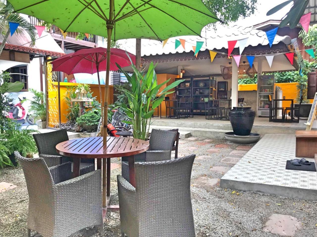 Baan Khun Krub Hotell Chiang Mai Eksteriør bilde