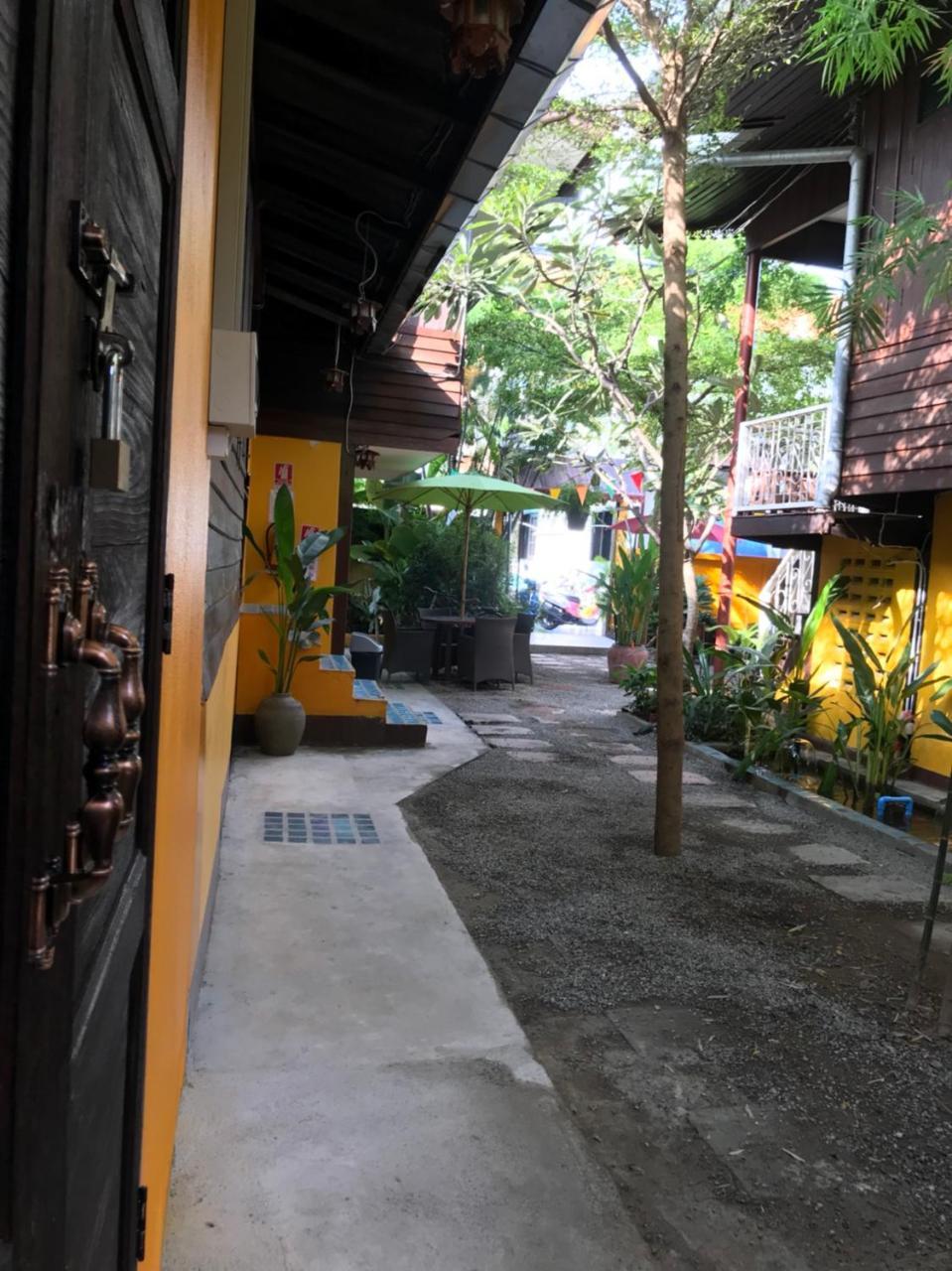 Baan Khun Krub Hotell Chiang Mai Eksteriør bilde